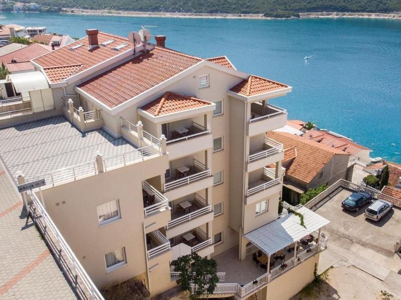 Neum