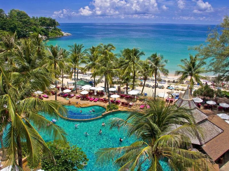 Kata Noi Beach